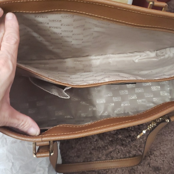 Michael Kors Large Leather Tote - Picture 5 of 6